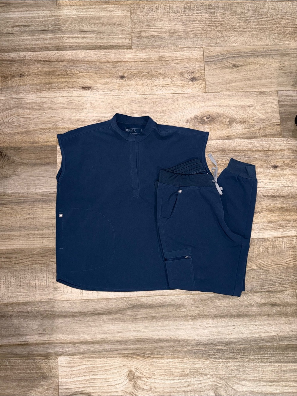 FIGS Scrub Top and Jogger Pants